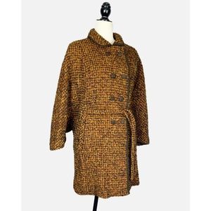 EUC VINTAGE WINTER COAT ,BOUCLE WOOL FABRIC ,    MADE IN HOLLAND, SIZE 14
